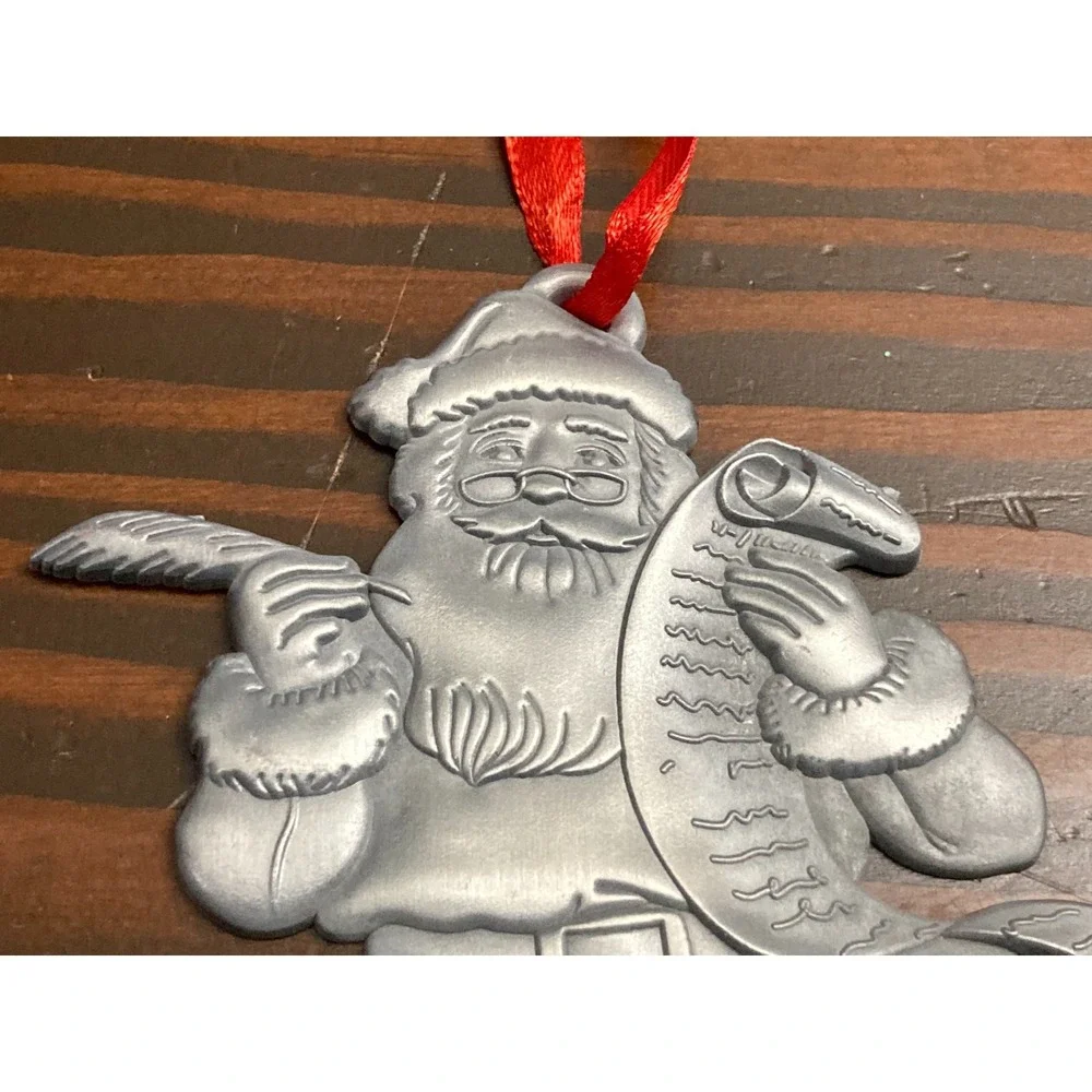 Bass Pro Shops‎ Santa's Wonderland Silver Metal Ornament Christmas Holiday